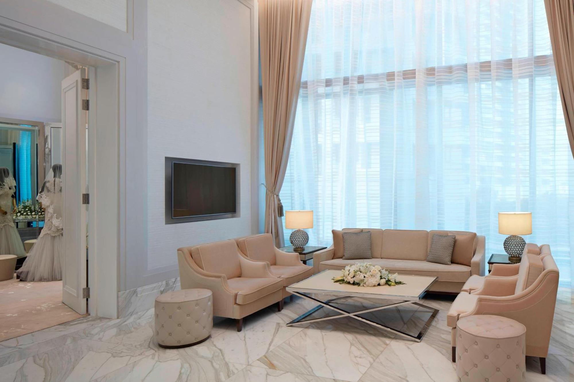 Отель The St. Regis Куала-Лумпур Экстерьер фото